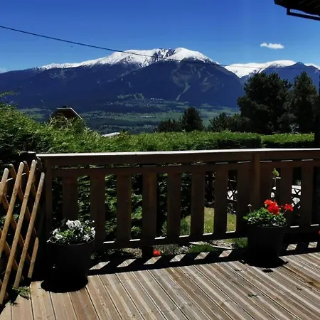 Le Renne Blanc Pyrenees De France Font-Romeu-Odeillo-Via