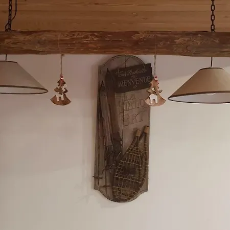 Le Renne Blanc Pyrenees De France