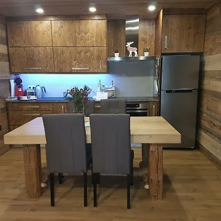 Apartment Le Renne Blanc Pyrenees De France